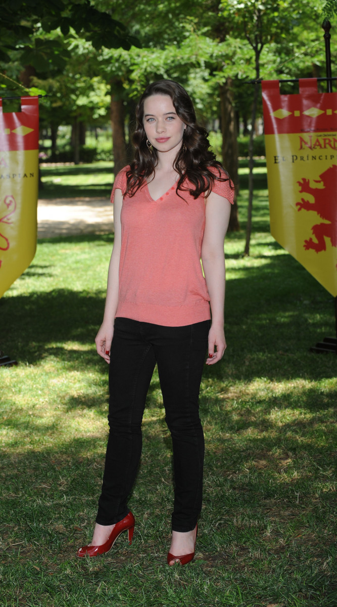 Anna Popplewell: pic #883595